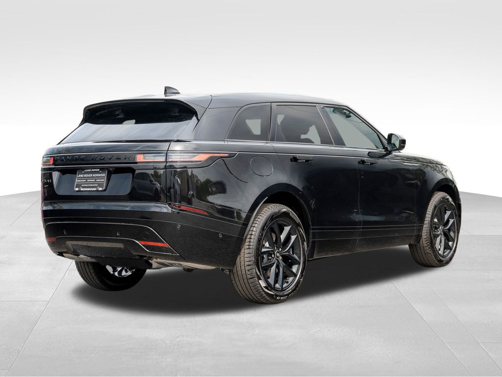 2026 Land Rover Range Rover Velar SE photo 4