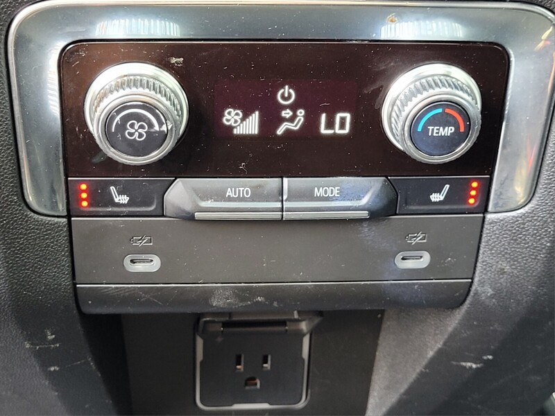 2023 Gmc Yukon AT4 photo 8