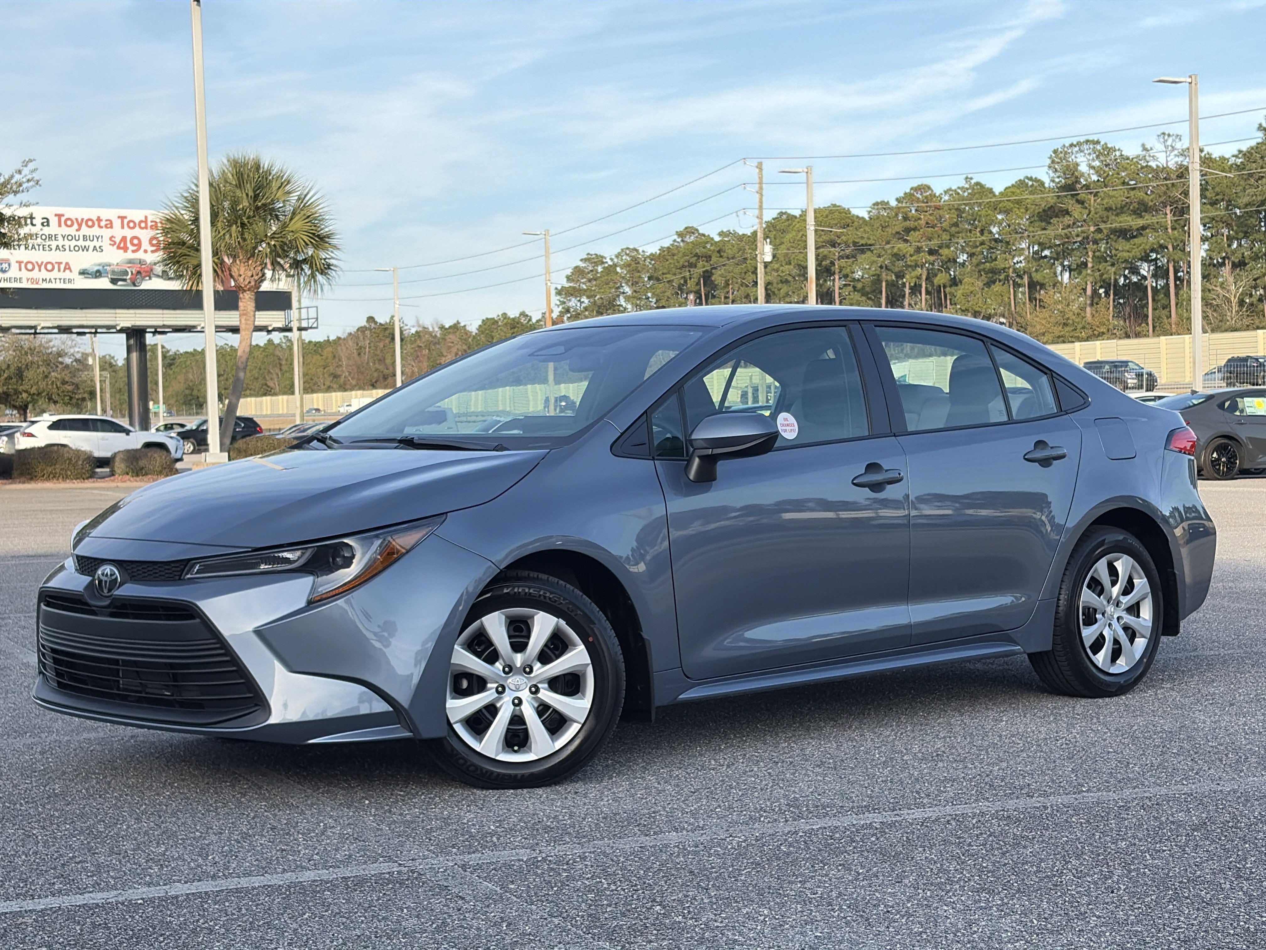 2026 Toyota Corolla LE's photo