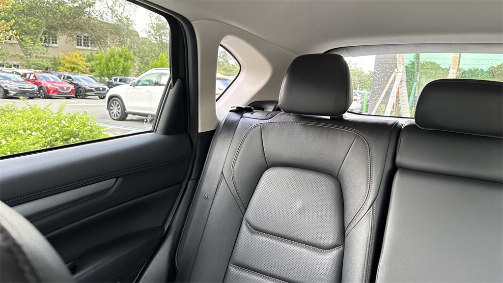 2023 Mazda CX-5 2.5 S Preferred photo 17