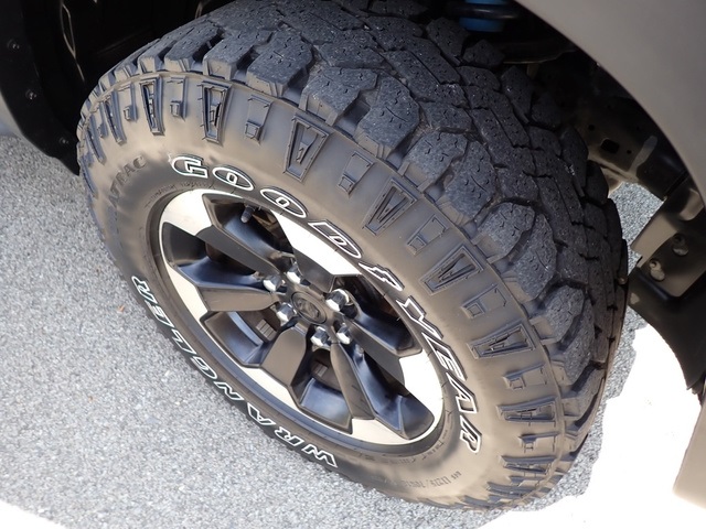 2022 Ram 1500 Rebel photo 9