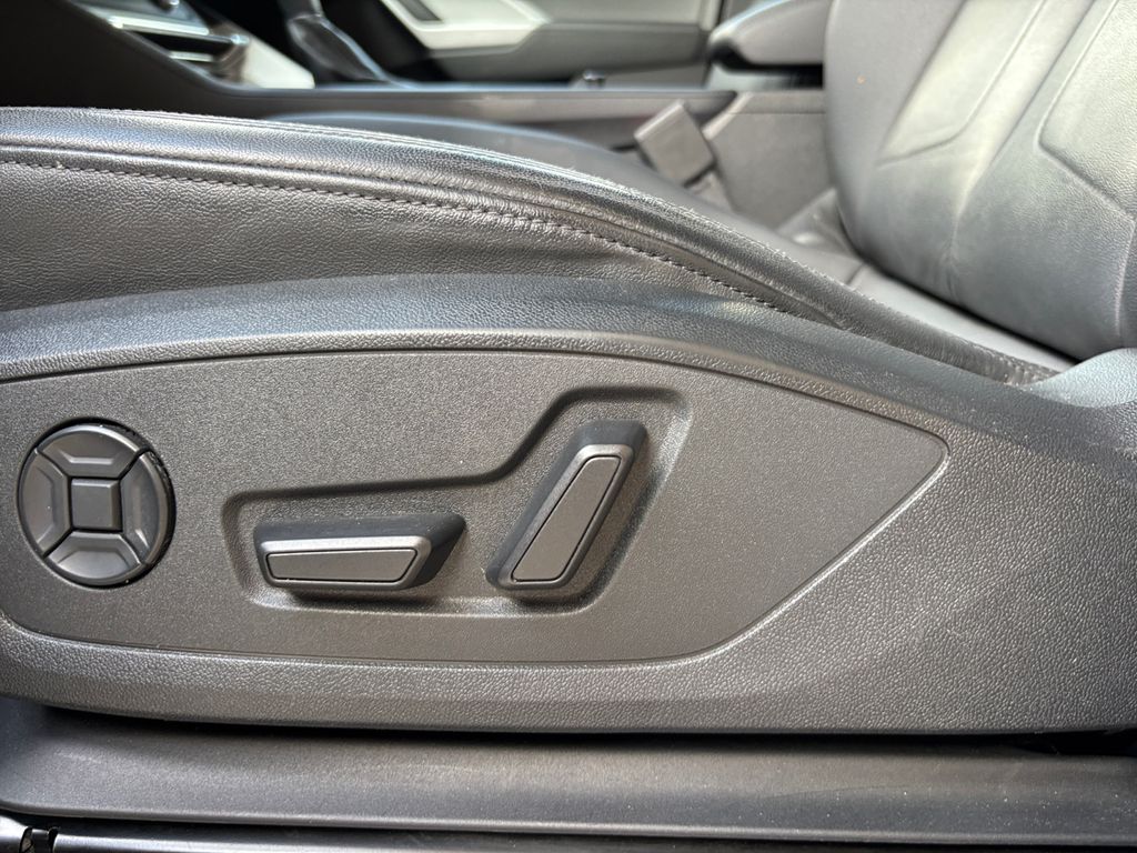 2022 Audi Q3 Premium photo 8
