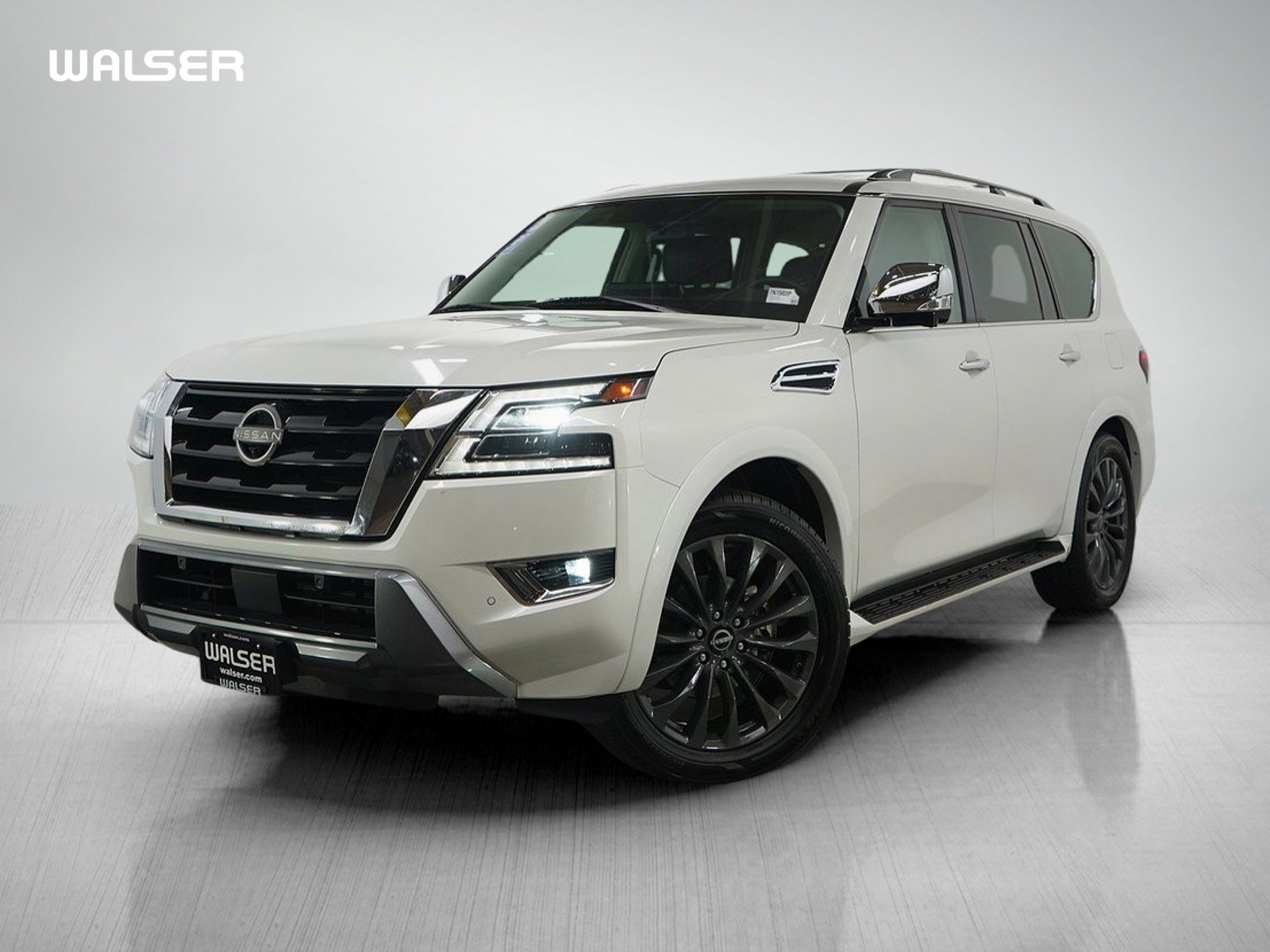 2023 Nissan Armada Platinum's photo