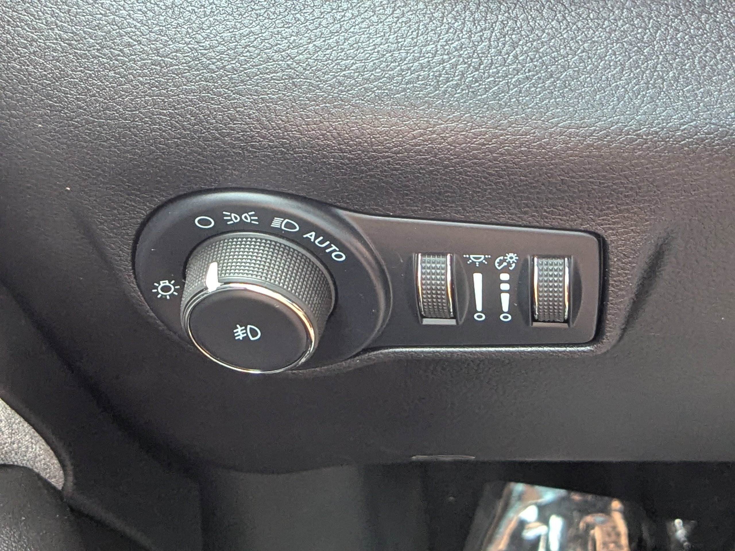 2022 Jeep Compass Latitude photo 16