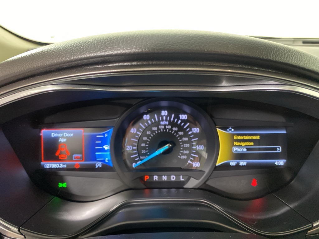2020 Ford Fusion SE photo 24