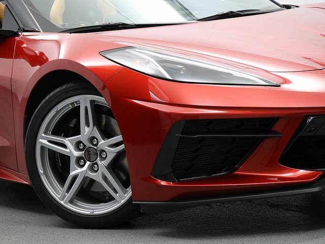 2024 Chevrolet Corvette Stingray 2LT photo 3