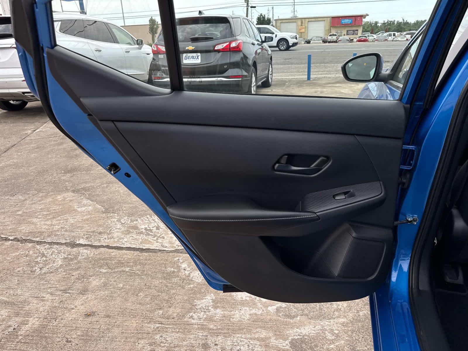 2024 Nissan Sentra SV photo 31
