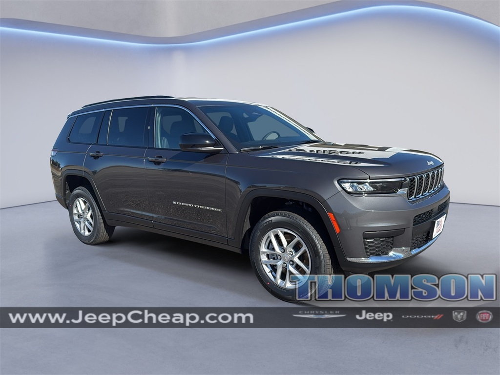 2025 Jeep Grand Cherokee L Laredo's photo