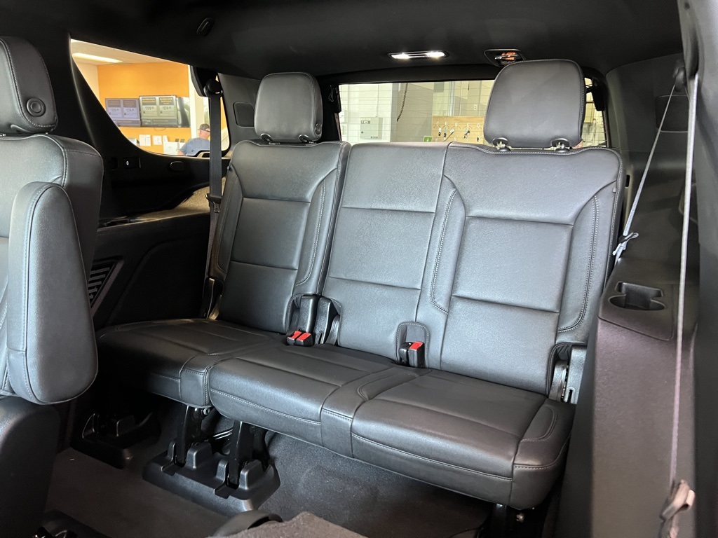 2022 Chevrolet Tahoe LT photo 15
