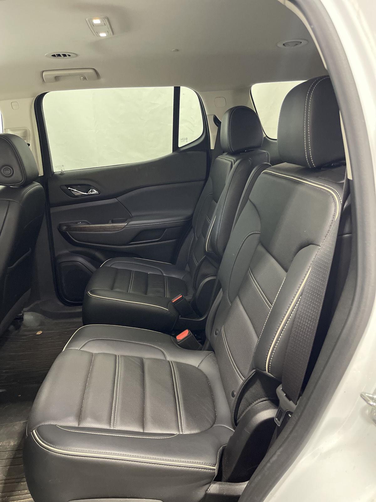 2023 Gmc Acadia Denali photo 13