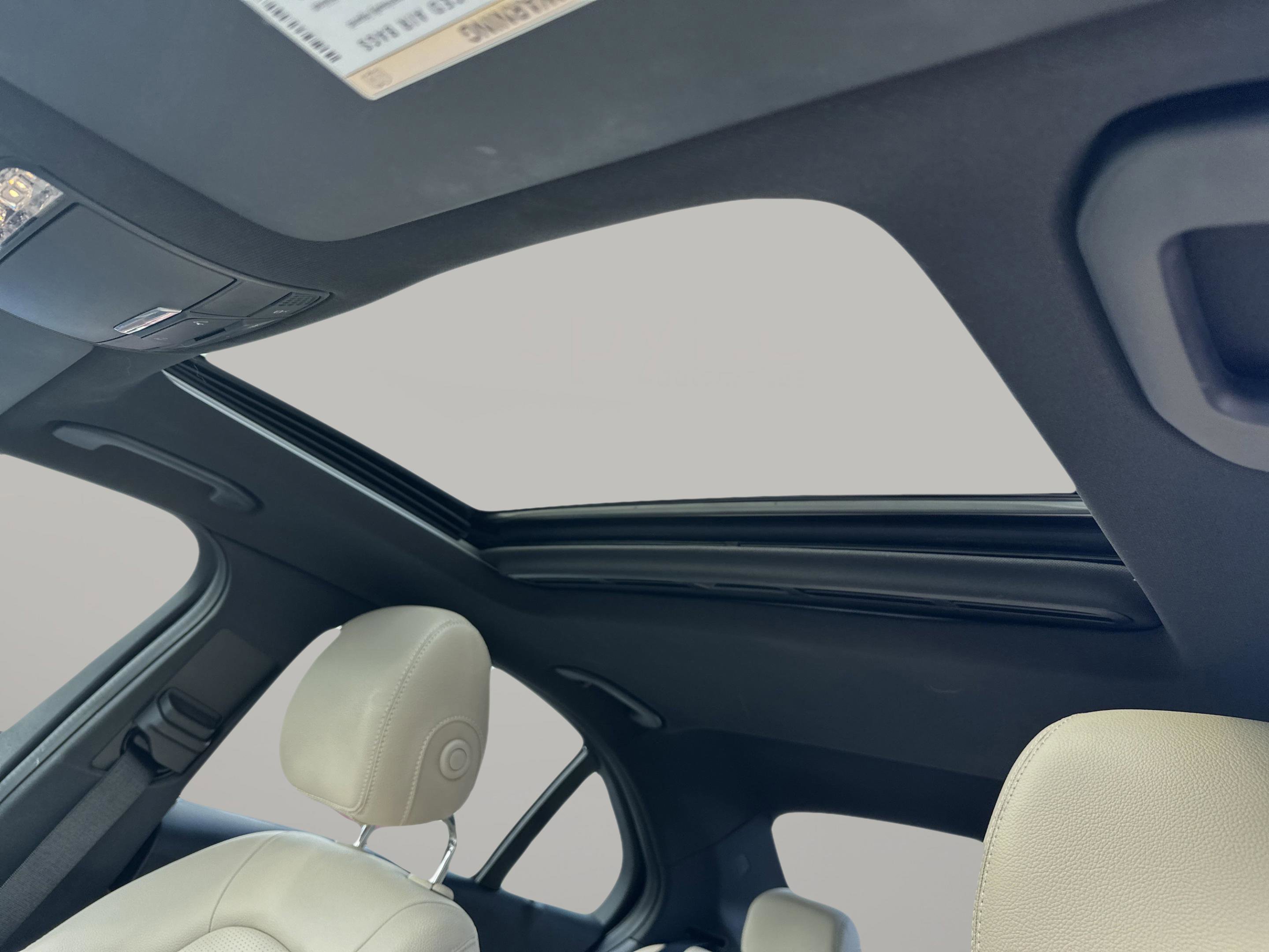 2018 Mercedes Benz C 300 photo 21