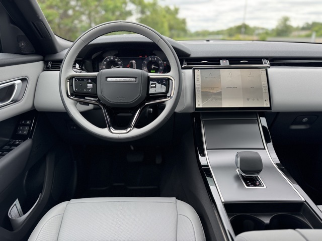 2026 Land Rover Range Rover Velar S photo 12