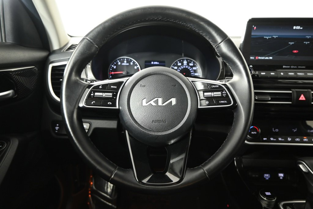 2022 Kia Seltos EX photo 32