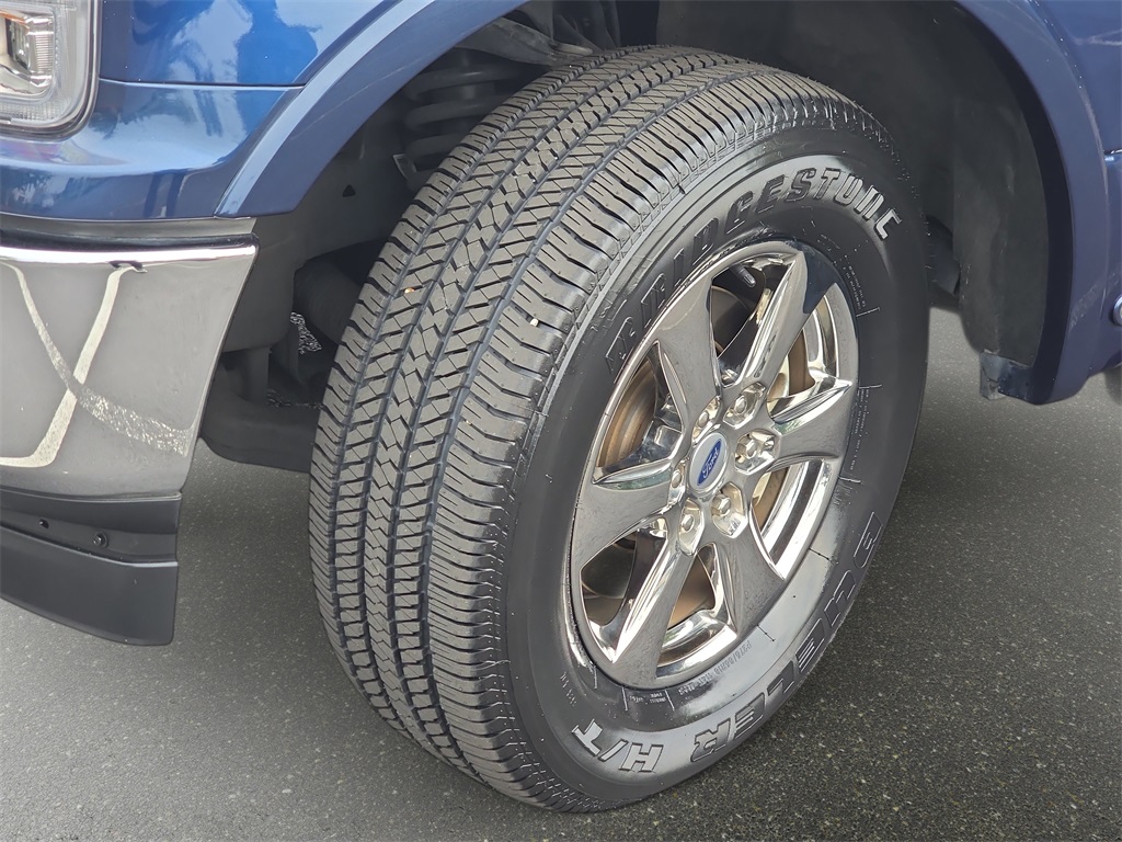2020 Ford F-150 Lariat photo 31