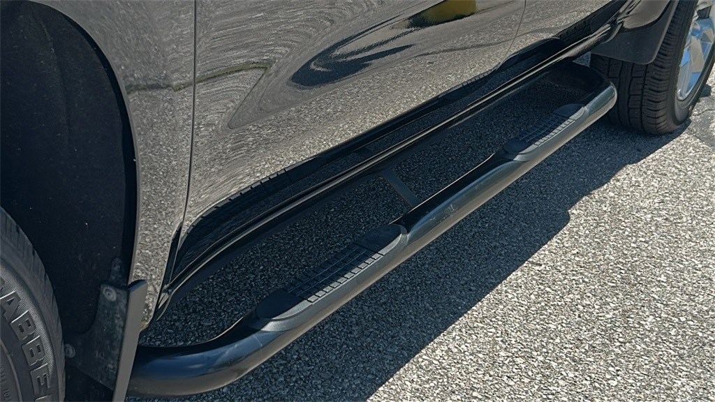 2021 Chevrolet Silverado 1500 Custom photo 11