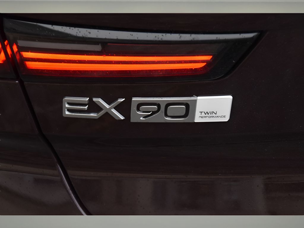 2025 Volvo EX90 Ultra photo 23