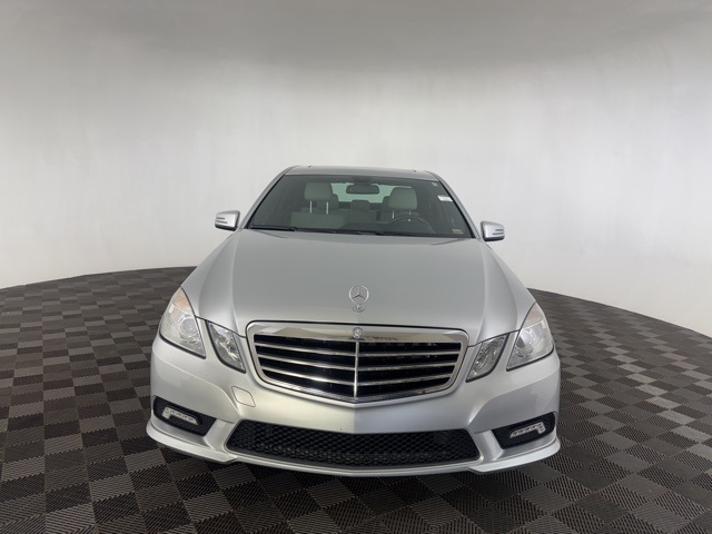 2011 Mercedes Benz E 350 Sedan photo 2