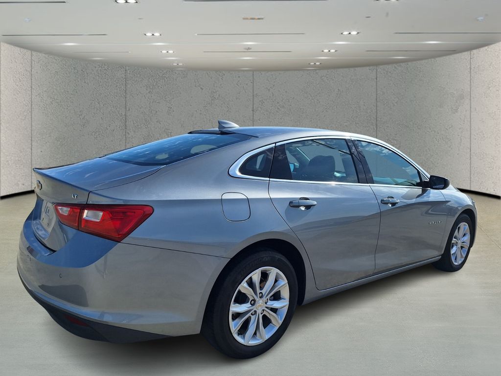 2024 Chevrolet Malibu 1LT photo 4