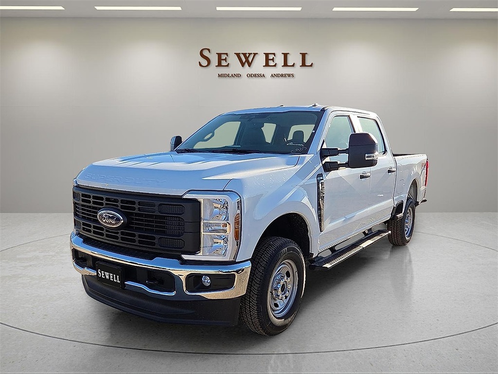 2025 Ford F-250 Super Duty XL's photo