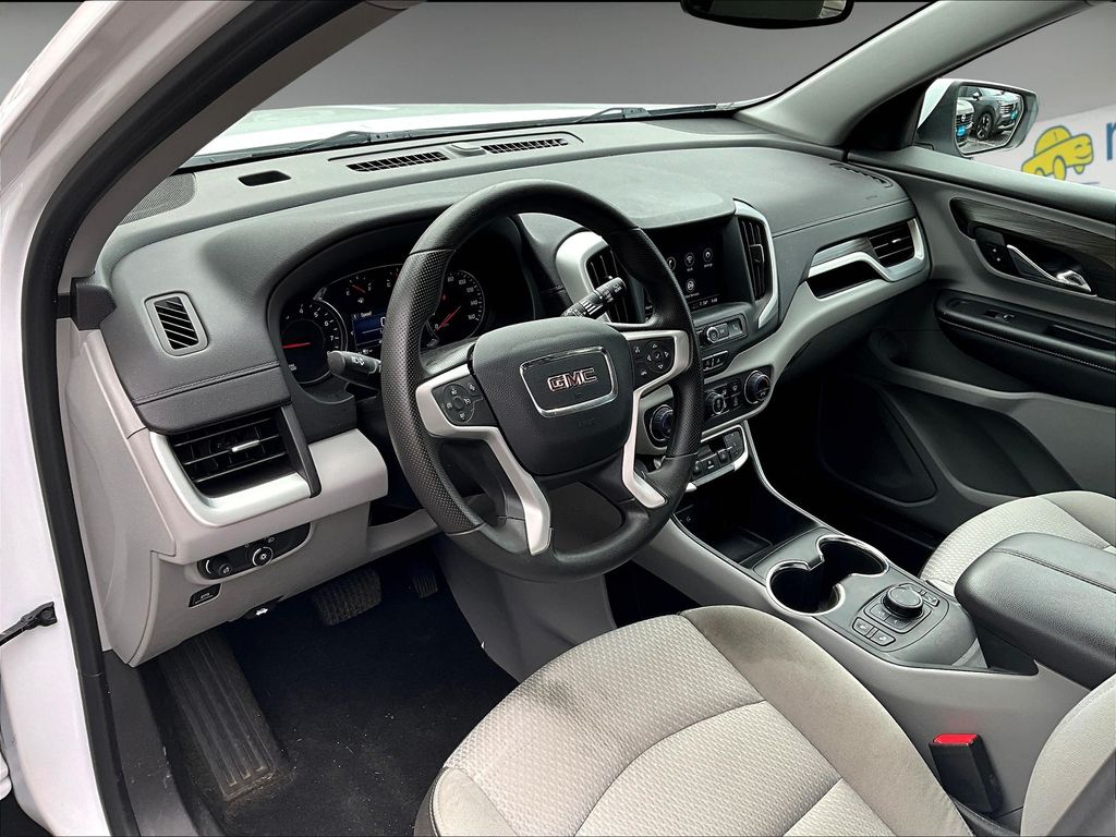 2023 Gmc Terrain SLE photo 13