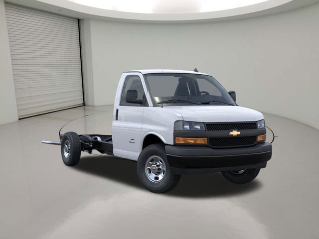2025 Chevrolet Express Cutaway 3500 photo 7