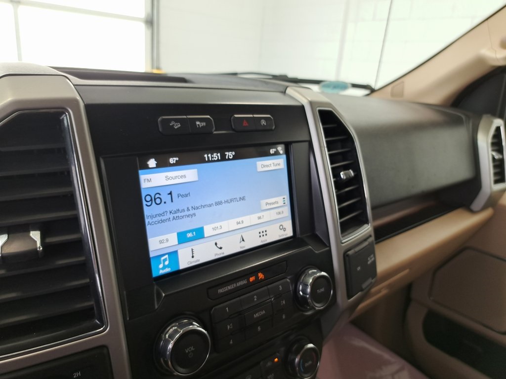 2017 Ford F-150 Lariat photo 11