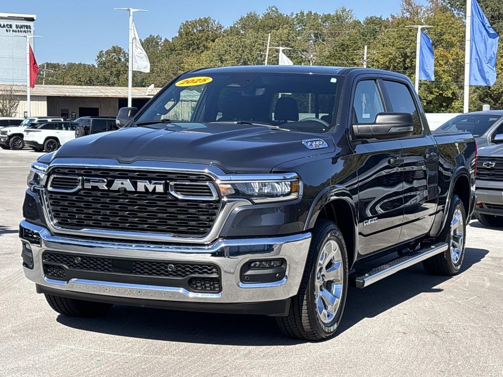 2025 Ram 1500 Big Horn photo 3