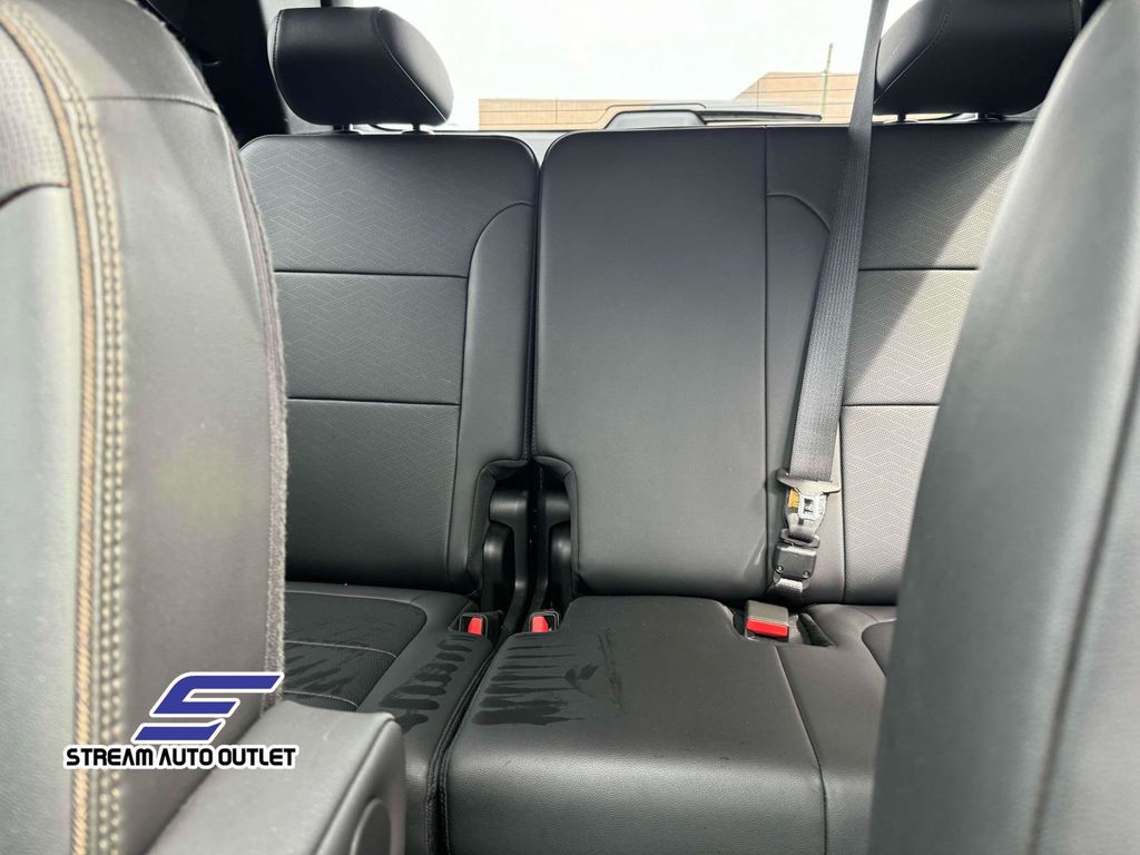 2023 Chevrolet Traverse High Country photo 7