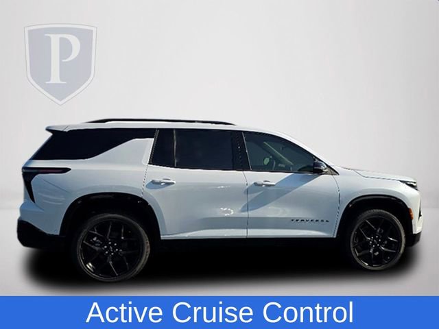 2026 Chevrolet Traverse RS photo 3
