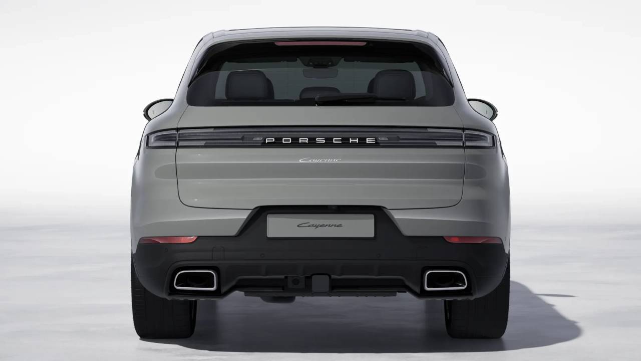 2024 Porsche Cayenne Base photo 6