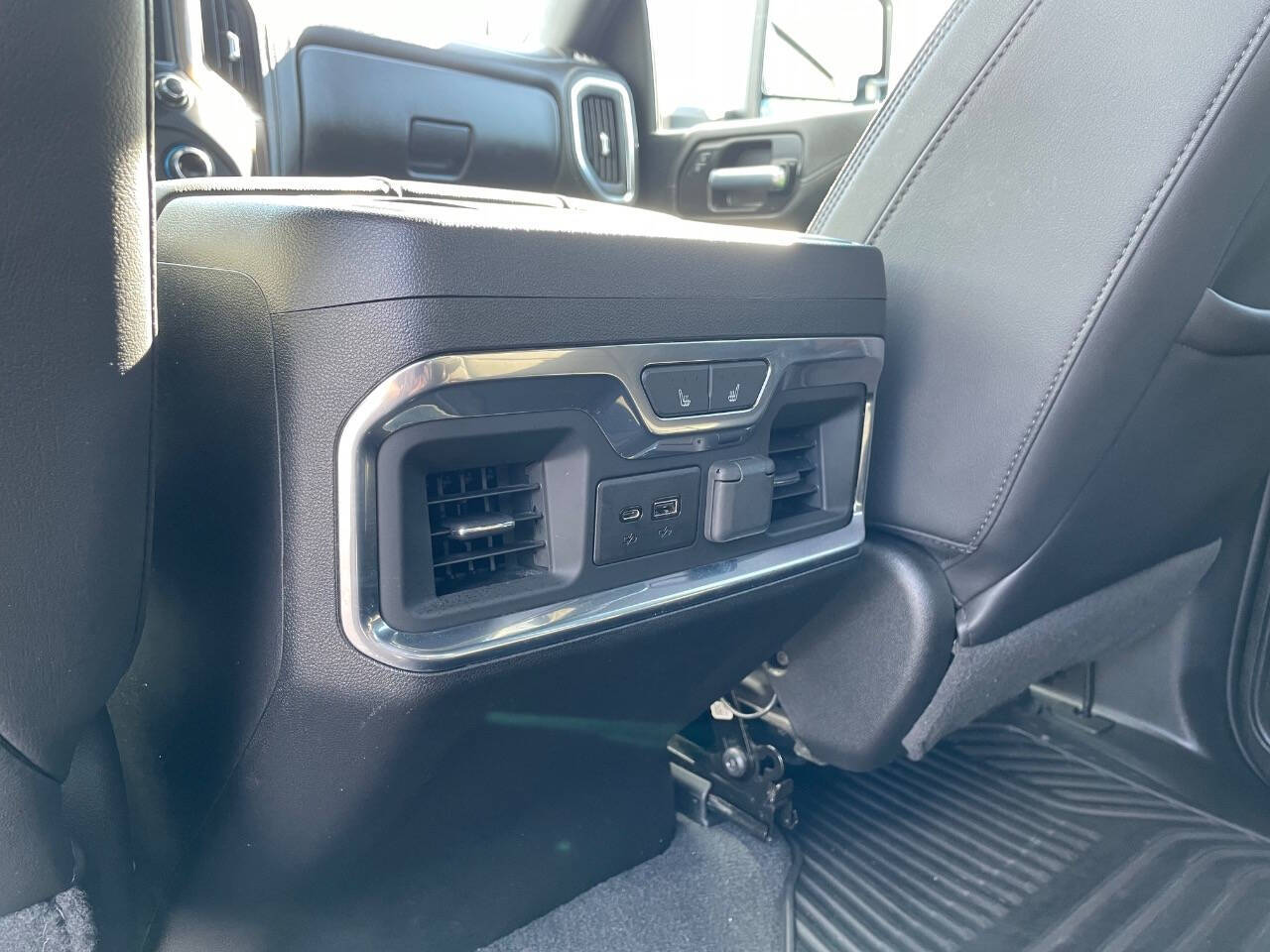 2021 Chevrolet Silverado 3500HD High Country photo 8
