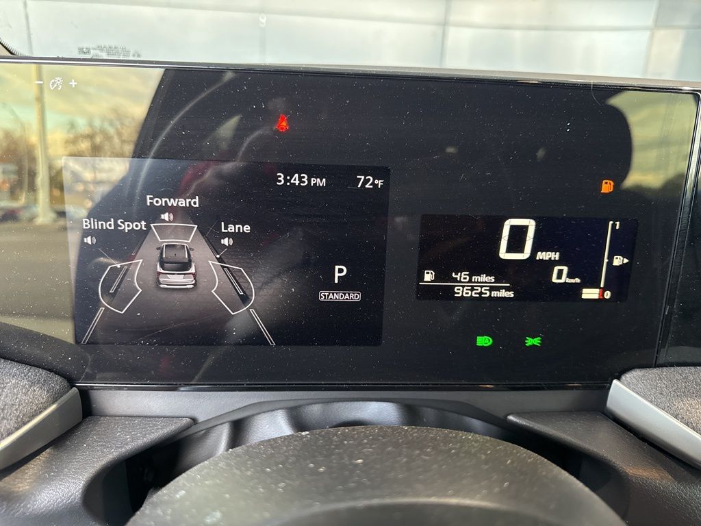 2025 Nissan Kicks SV photo 2