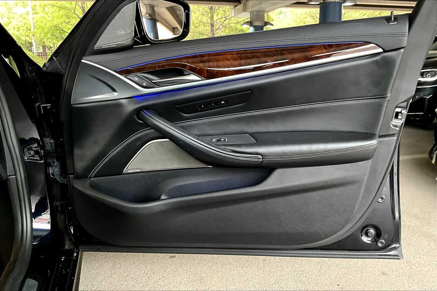 2018 Bmw M550i xDrive Sedan photo 22