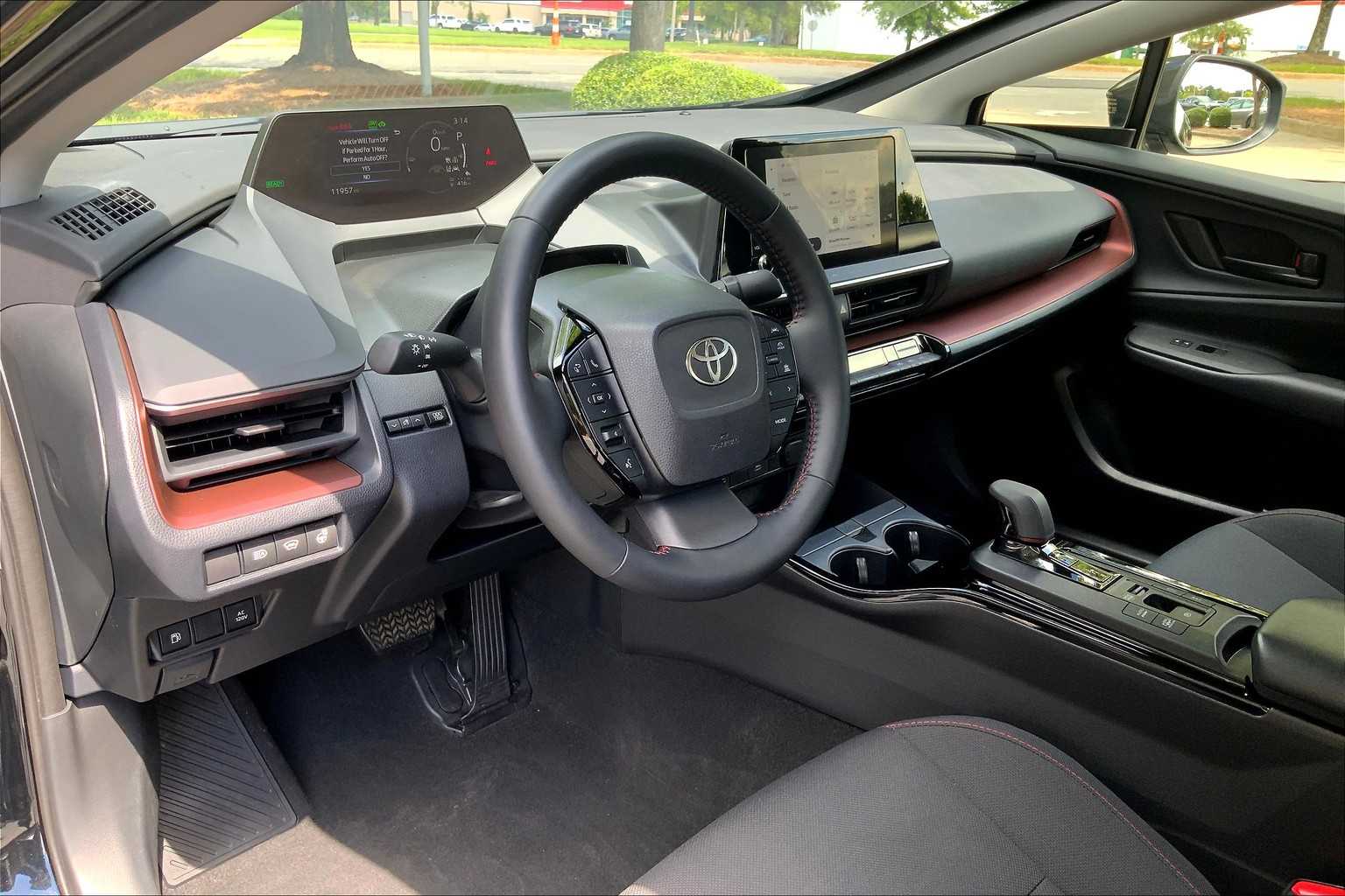 2024 Toyota Prius Prime XSE Premium photo 16