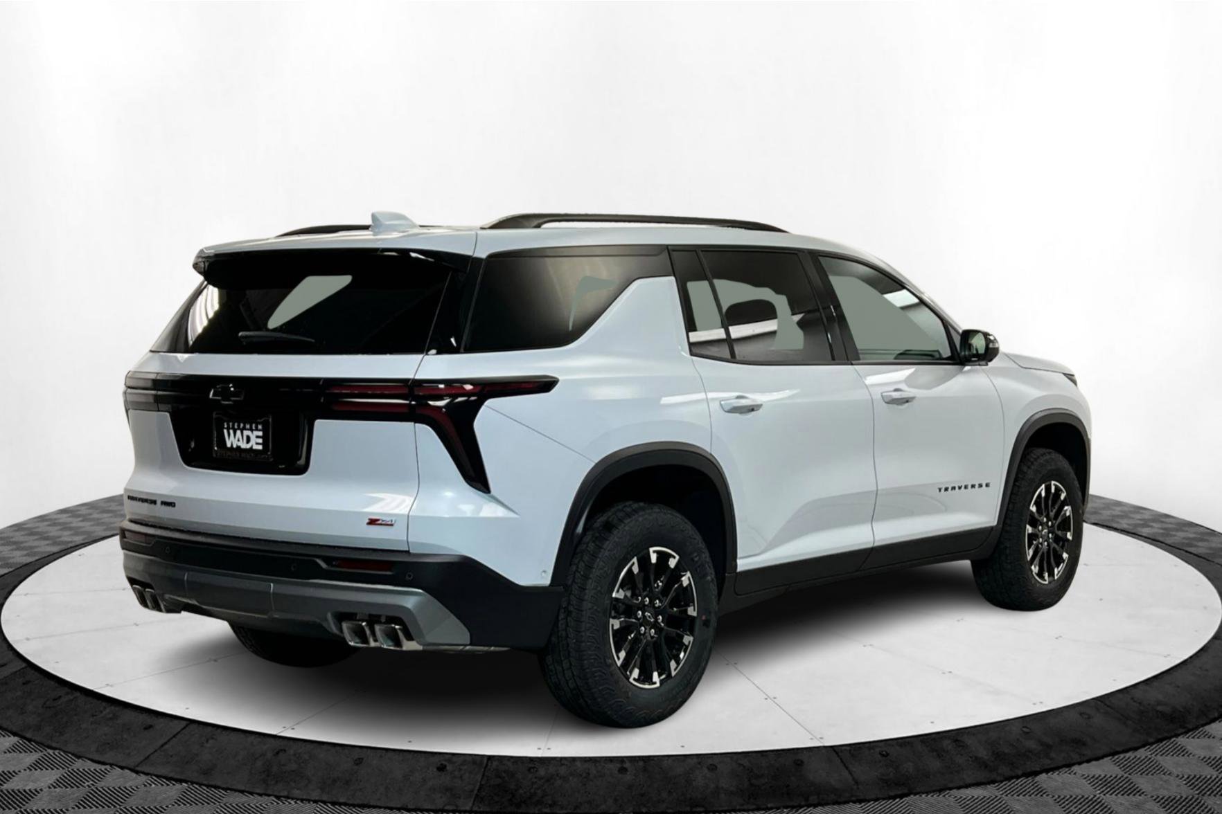 2026 Chevrolet Traverse Z71 photo 5