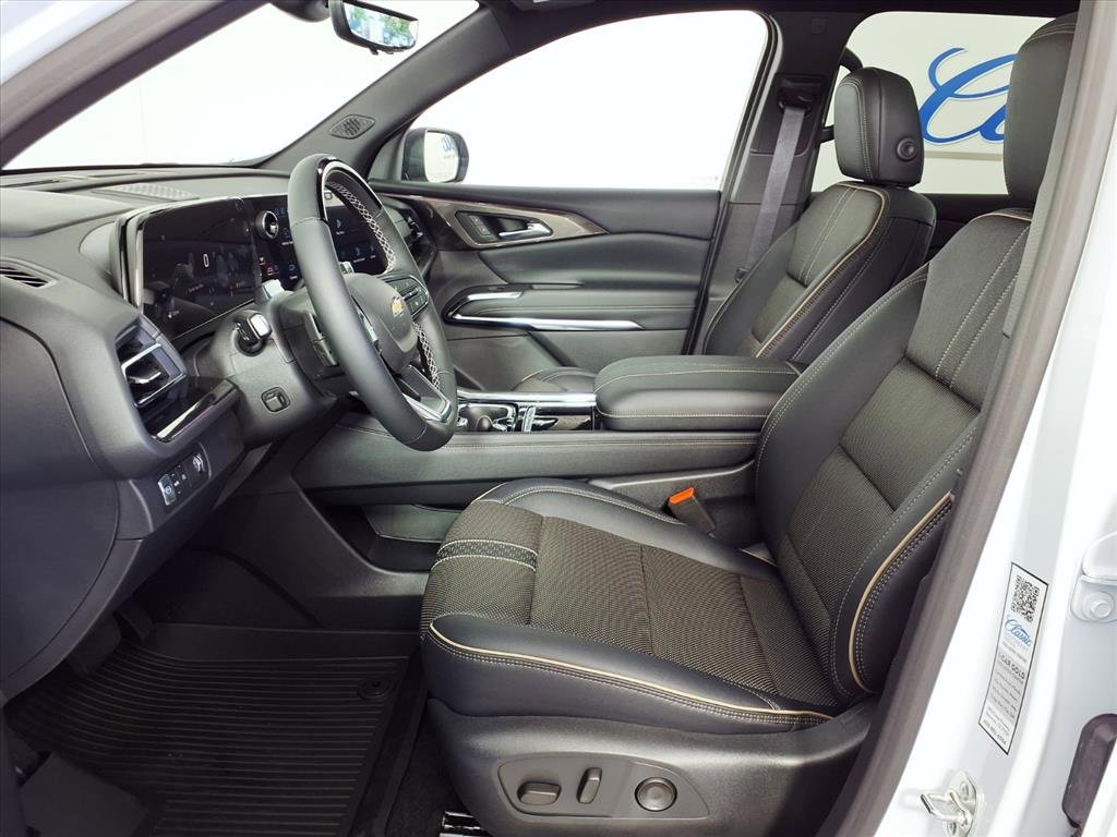 2026 Chevrolet Traverse High Country photo 18