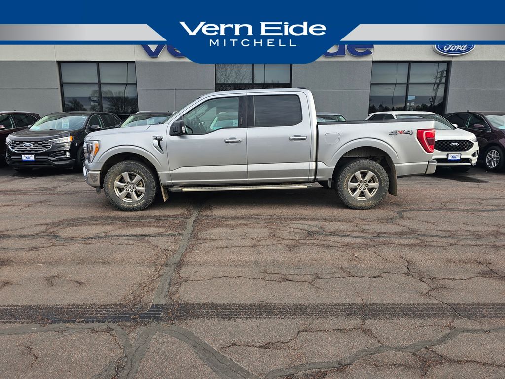 2022 Ford F-150 XLT's photo