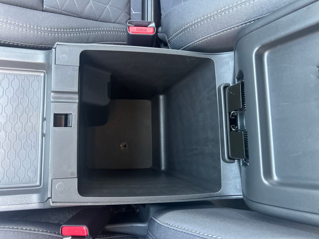 2026 Nissan Frontier SV photo 33