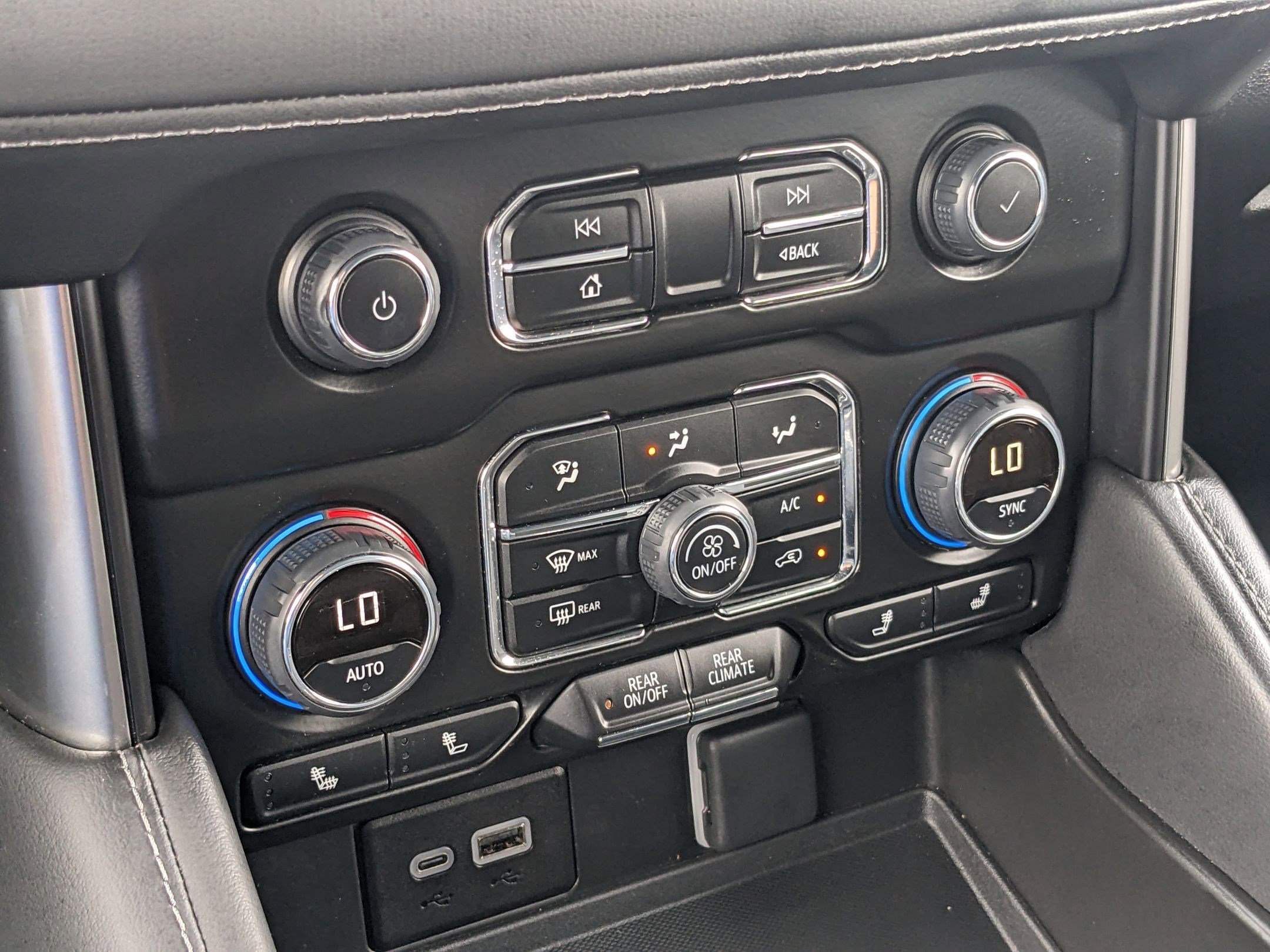 2023 Chevrolet Tahoe LT photo 18