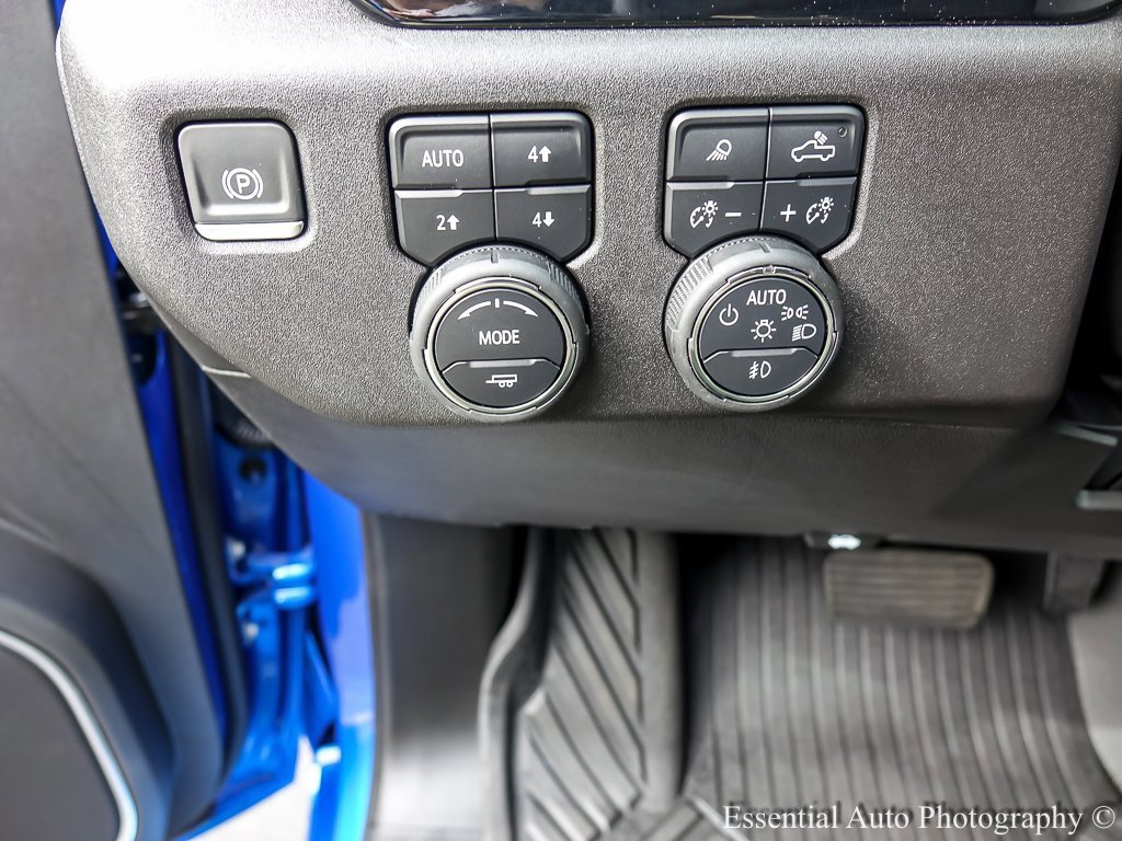 2025 CHEVROLET SILVERADO - Image 28