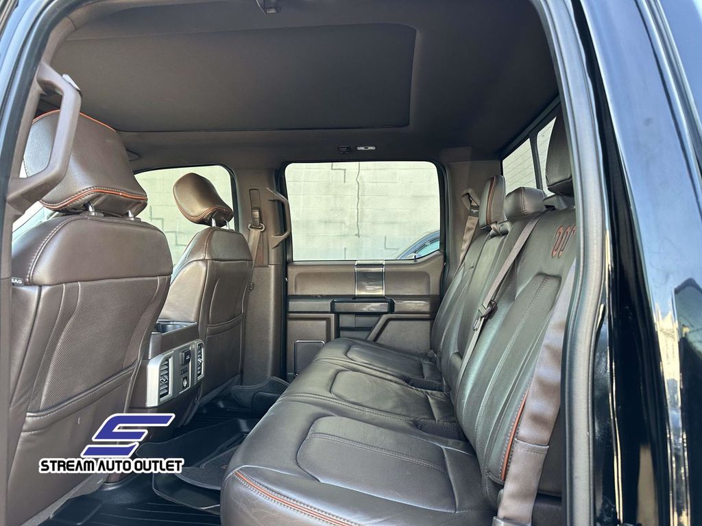 2016 Ford F-150 King Ranch photo 11