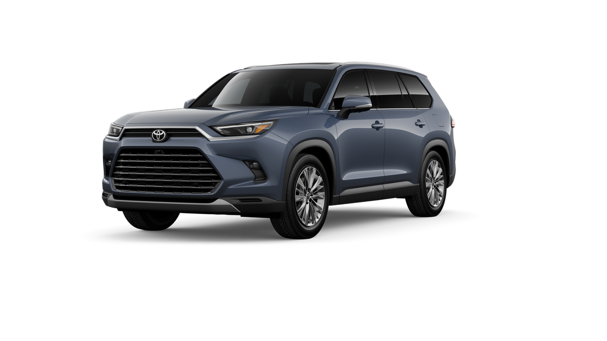 2026 Toyota Grand Highlander Platinum's photo