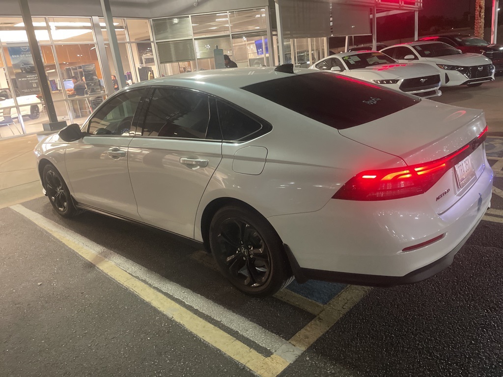 2025 Honda Accord SE 1.5T photo 4
