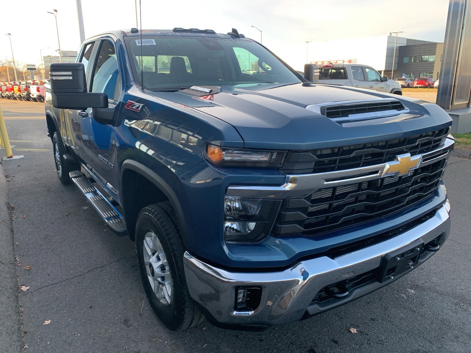 2026 Chevrolet Silverado 2500HD LT photo 3