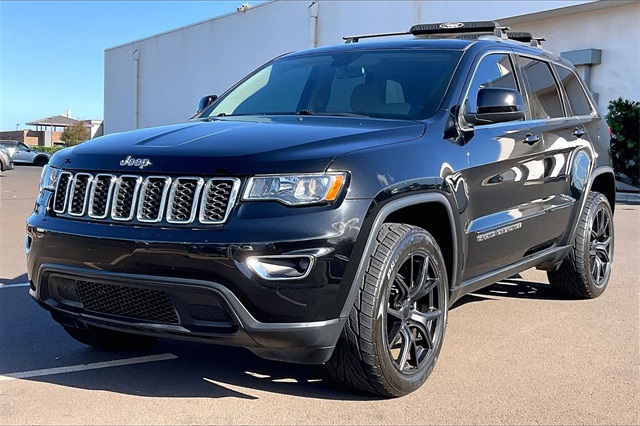 2018 Jeep Grand Cherokee Laredo E
