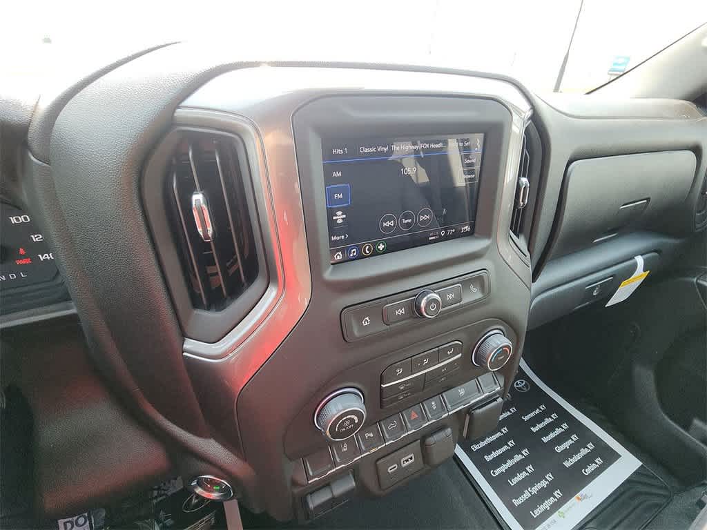 2025 Chevrolet Silverado 2500HD Custom photo 16