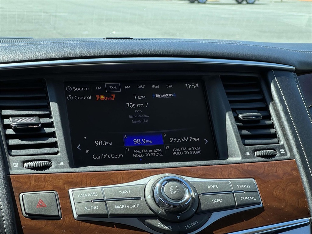 2019 Infiniti QX80 Luxe photo 3