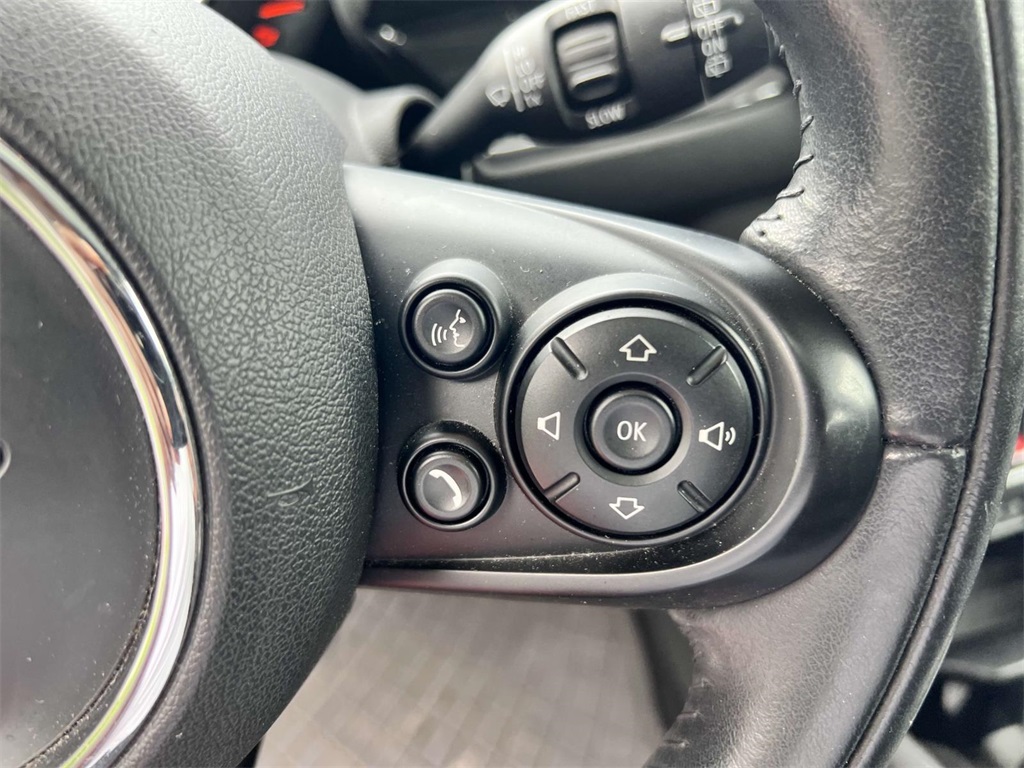 2017 Mini Clubman Base ALL4 photo 19