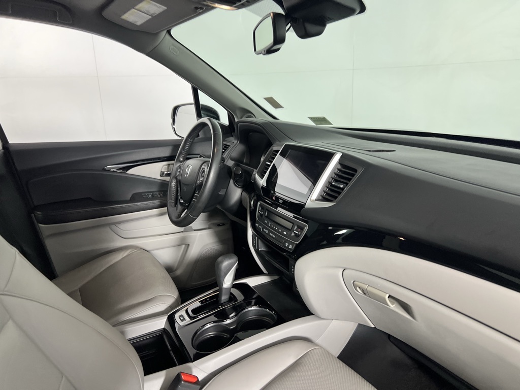2019 Honda Ridgeline RTL-E photo 26
