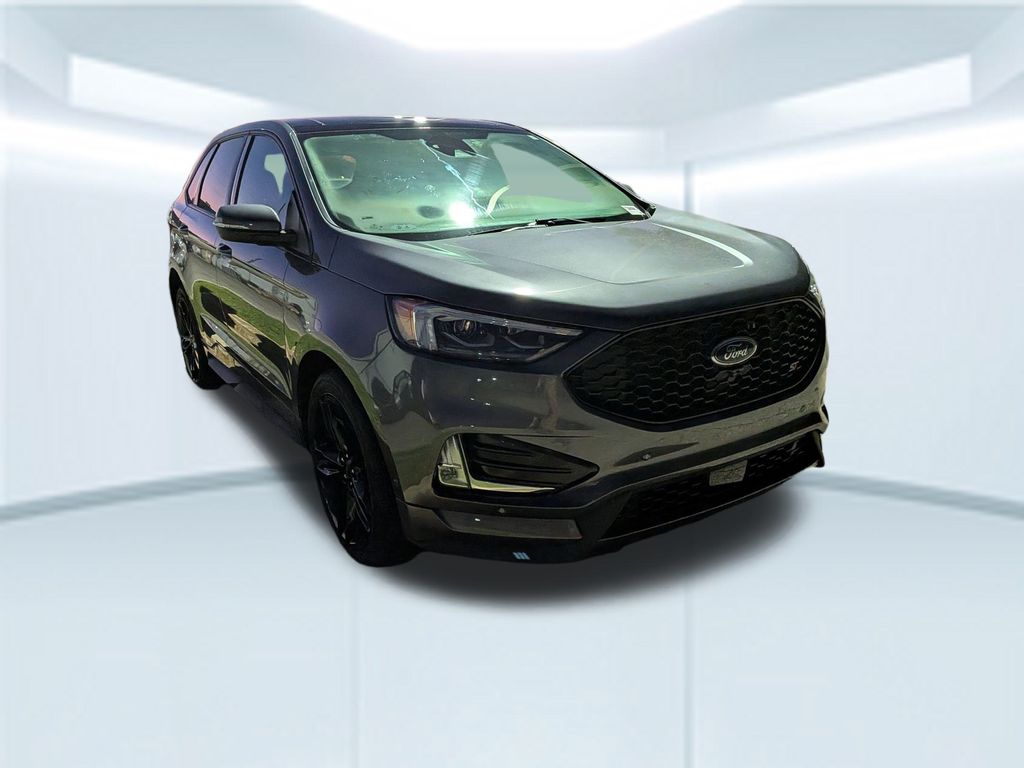 2022 Ford Edge ST photo 2